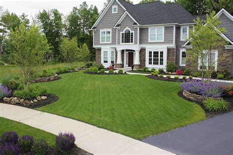 Usa sod and landscaping - Blue house with beautiful landscaping including flowerbeds and bushes Landscaping prices. Landscaping prices start at $300 to $800 for small maintenance tasks. Costs go up to $2,000 to $4,000 for large jobs like sod or sprinkler installation. Average landscaping prices list. The following table shows popular landscaping projects and pricing: